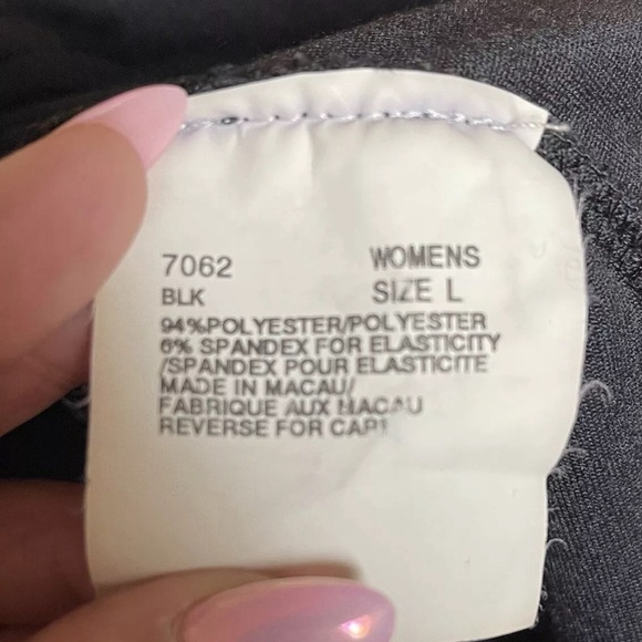 Woolrich Black Velour Button Down Shirt Women’s Size Large - Picture 6 of 6